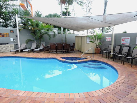 Bayview Beach Holiday Apartments - Holiday Find 0
