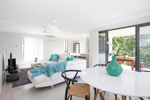 Beach Breeze Holiday House - Holiday Find 3