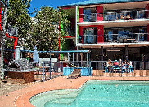 Beach Hostel Mooloolaba - Holiday Find 0