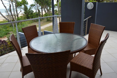 Beach House Apartment 1 - Holiday Find 3