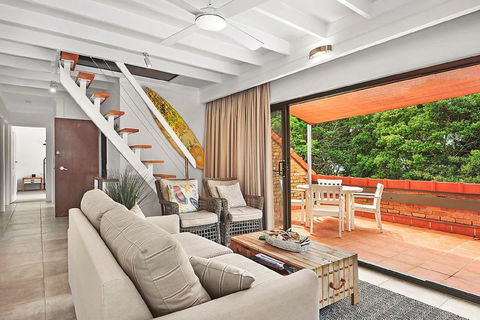 Beachfront 7 Penthouse - Sawtell, NSW - Holiday Find 0