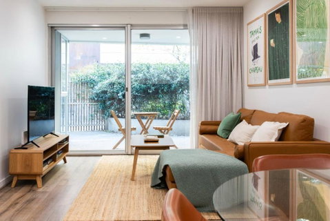 Richmond Retreat With Courtyard Parking - Holiday Find 0