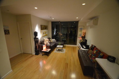 Riverside Resort Apartment - Holiday Find 2