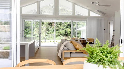 Resort Style Living With Pool, Tennis Court And Beach - Holiday Find 2