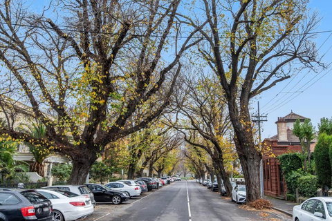 Retreat On George - Holiday Find 3