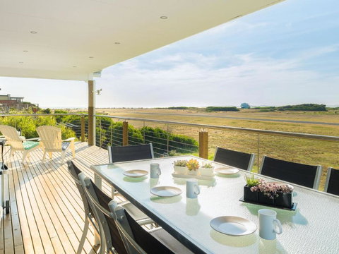 Riptide At Cape Woolamai - Holiday Find 0