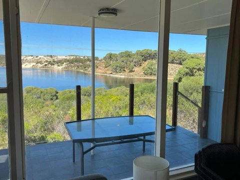 River Panorama Beach House - Holiday Find 3