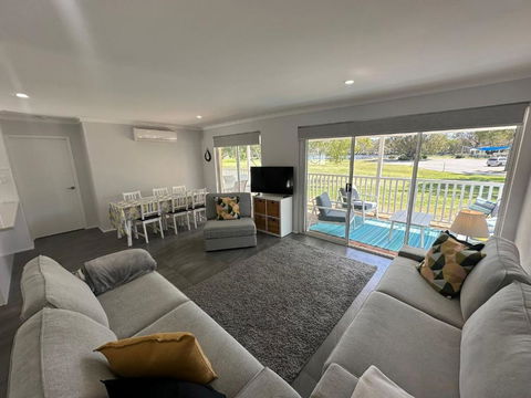 Riverview - South Yunderup - Holiday Find 0