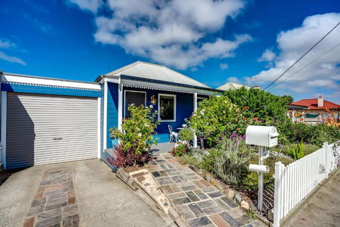 Rose Cottage 3B Hutchinson St Goolwa - Linen Included - Holiday Find 3