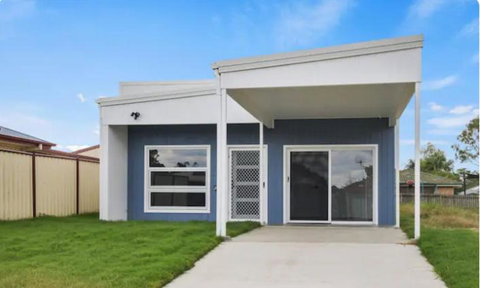 Rosewood Fully Furnished Home - Holiday Find 1