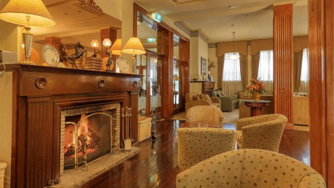 Royal Exchange Hotel - Holiday Find 1