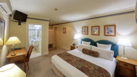 Royal Exchange Hotel - Holiday Find 2