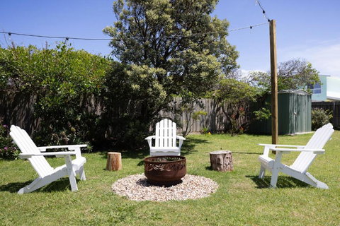 Salt & Stone - Holiday Find 0