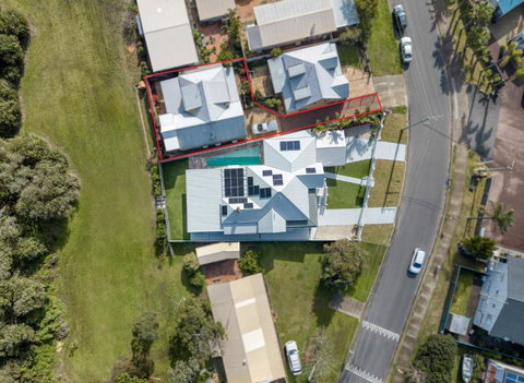 Salt Wood Cabin Style Retreat - Holiday Find 1