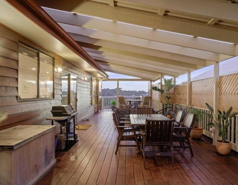 Saltwater Views - Holiday Find 3