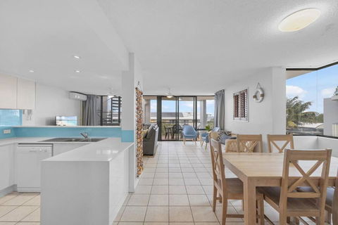 Salty Breeze - Rooftop Terrace & Jacuzzi - Holiday Find 1