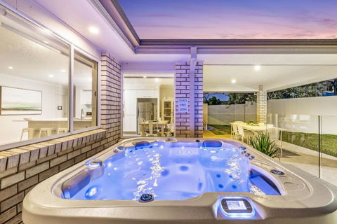 Salty Pause At Bondi House - With Spa And Pet Friendly! - Holiday Find 1