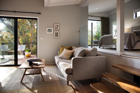 Sanctum - Holiday Find 0