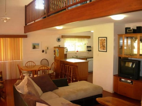 Sand Piper Cottage Rainbow Beach - Holiday Find 2