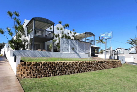 Sandcastles 8 - Holiday Find 0