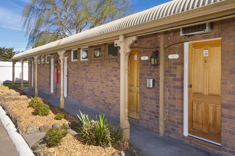 Sandhurst Motel - Holiday Find 2