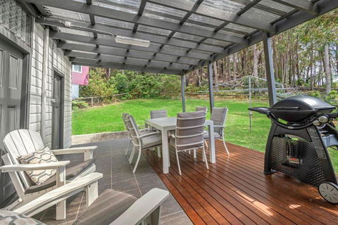 Sandlines At Hyams Beach - Holiday Find 3