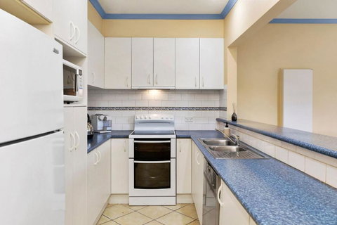 SANDY ANN At Lonnie - Holiday Find 3