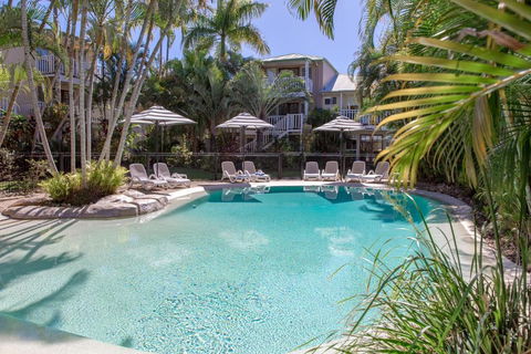 Sandy Beach Resort - Holiday Find 0