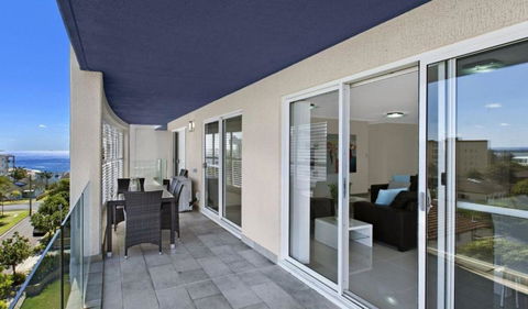 Sandy Cove Apartment The Entrance 45 - Holiday Find 1