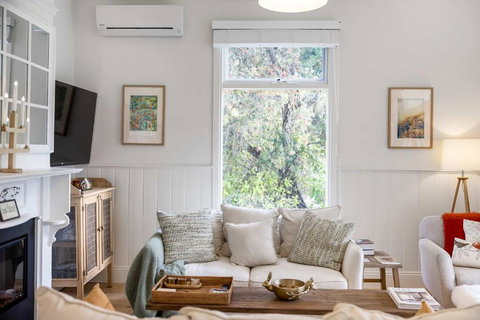 SPRIGG COTTAGE Adelaide Hills Luxury Retreat - Holiday Find 2