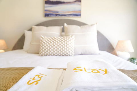 StayAU 5BRM Coastal Retreat For Families Baldivis - Holiday Find 1