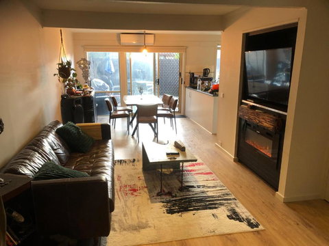 Summer Place - Holiday Find 0