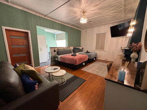 The 155 Ral Ral Avenue Stay - Holiday Find 2