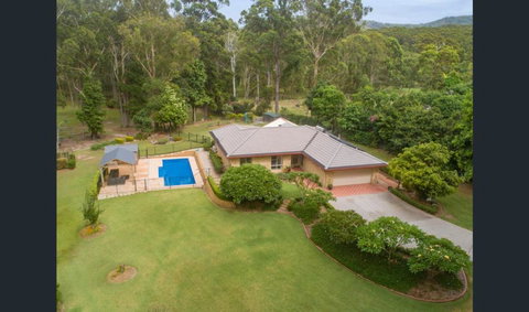 Tallia Glen - Holiday Find 2