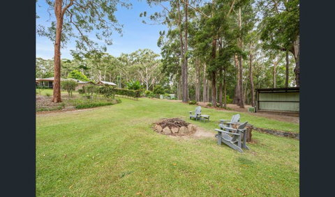 Tallia Glen - Holiday Find 1