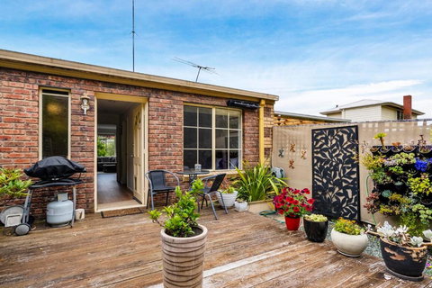 Tapanak Renovated Townhouse Close To City - Holiday Find 3