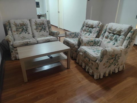 The Cozy Little House - Holiday Find 1