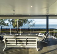 Beachside Bliss in Clifton Beach - Holiday Find