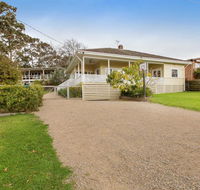 BEACHSIDE GETAWAY - DROMANA - Holiday Find