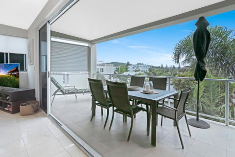 Beachside Vibes, Sunshine Beach - Holiday Find 0
