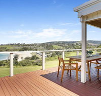 Beachview - walking track straight down to the beach - Holiday Find
