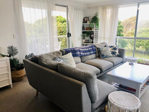 Beachy, Bright, And The Best Location On The GC! - Holiday Find 3