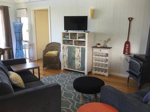 Bear Gully Coastal Cottages - Holiday Find 1