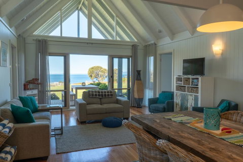 Bear Gully Coastal Cottages - Holiday Find 2
