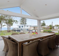 Beauty and the Beach' 88 Foreshore Drive - large home with WIFI  water views - Holiday Find