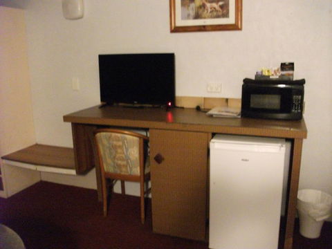 Beerwah Glasshouse Motel - Holiday Find 2