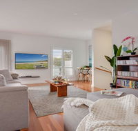 Bella K - style comfort and location - Holiday Find