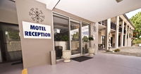 Book Point Clare Accommodation Vacations Holiday Find Holiday Find