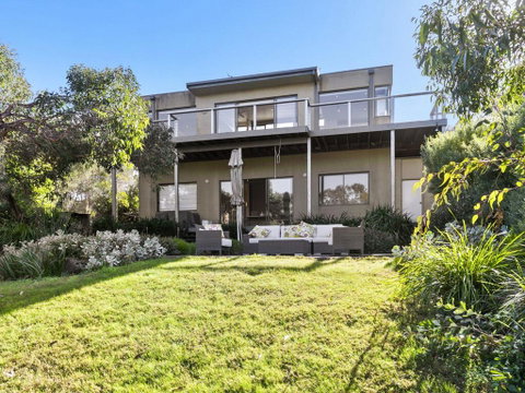 BELLE VUE ANGLESEA - Holiday Find 0