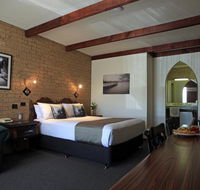 Belltower Motor Inn - Holiday Find